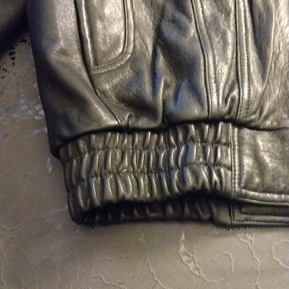 Genuine Leather Jacket 🧥🧥🧥🧥 - Picture 3 of 12
